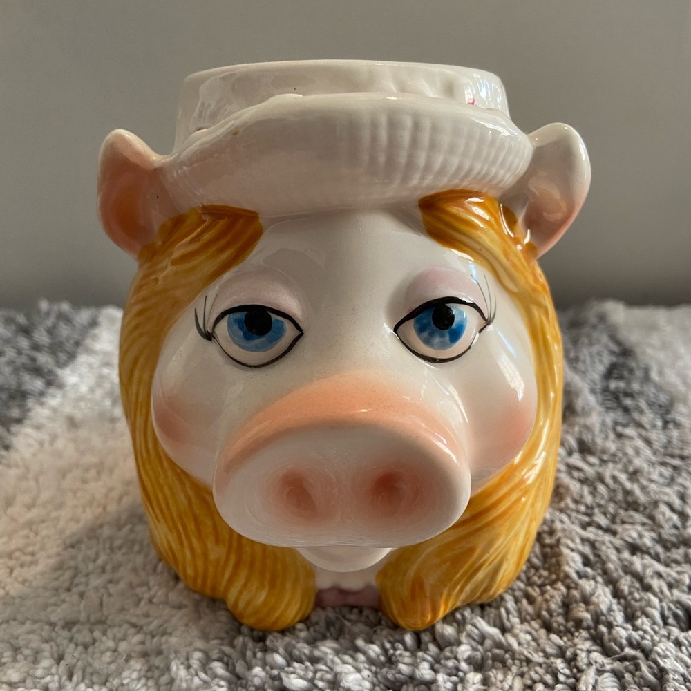 Vintage Collectable Miss Piggy Mug